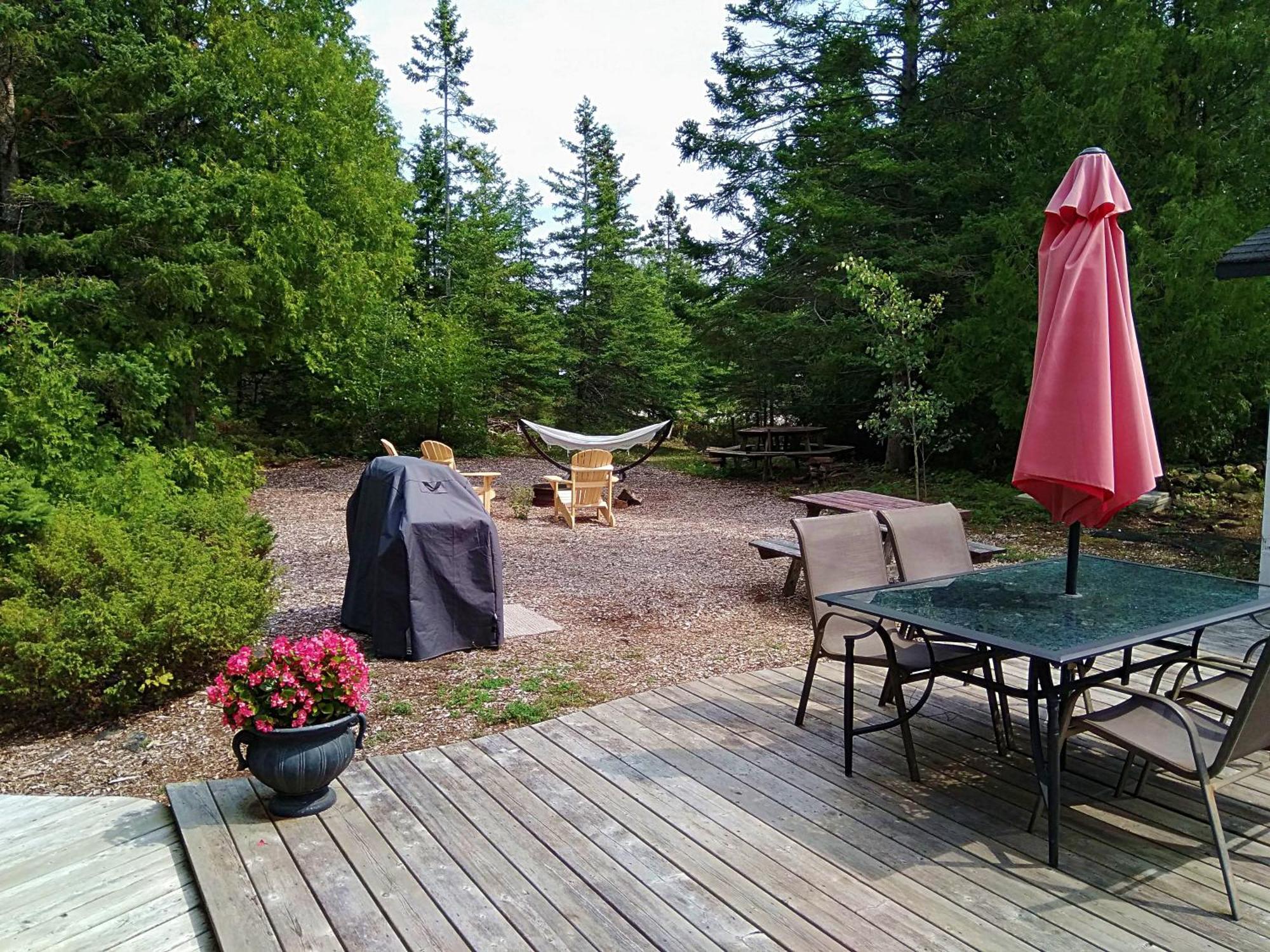 New Buddha Bing Unique Experience Cottage And Cabins Tobermory Eksteriør billede